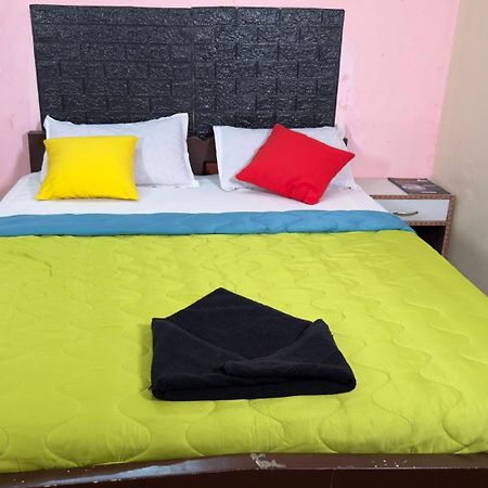 מלון מהבליפורם Dwaraka Residency מראה חיצוני תמונה