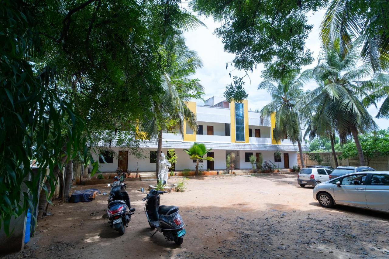 מלון מהבליפורם Dwaraka Residency מראה חיצוני תמונה