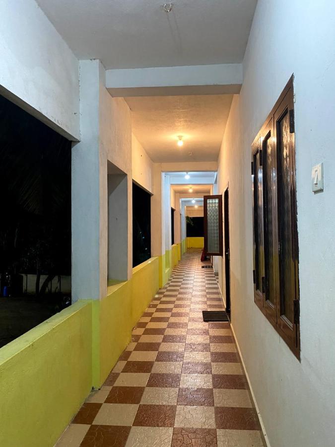 מלון מהבליפורם Dwaraka Residency מראה חיצוני תמונה