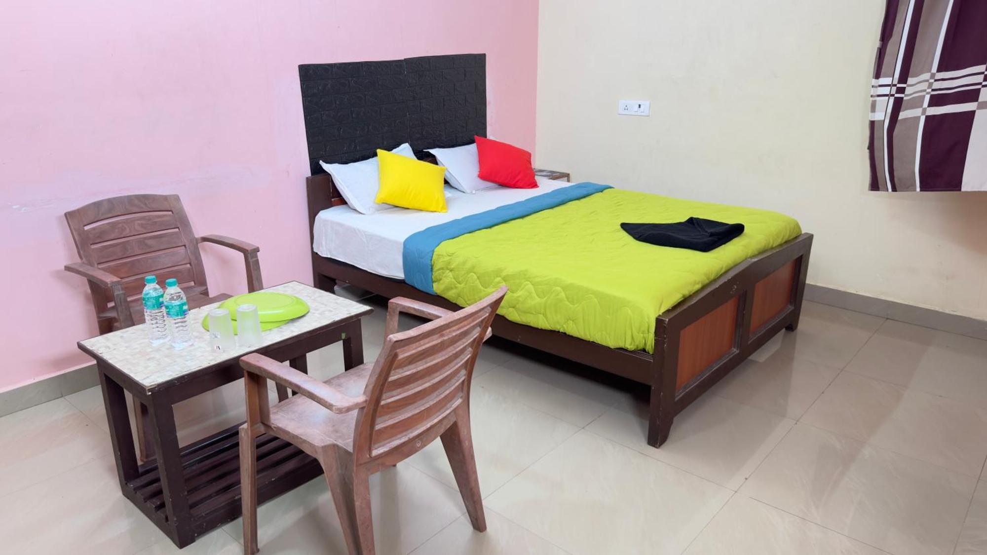 מלון מהבליפורם Dwaraka Residency מראה חיצוני תמונה