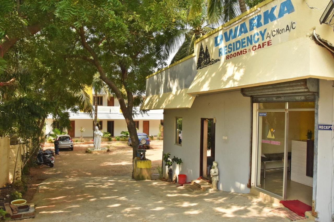מלון מהבליפורם Dwaraka Residency מראה חיצוני תמונה
